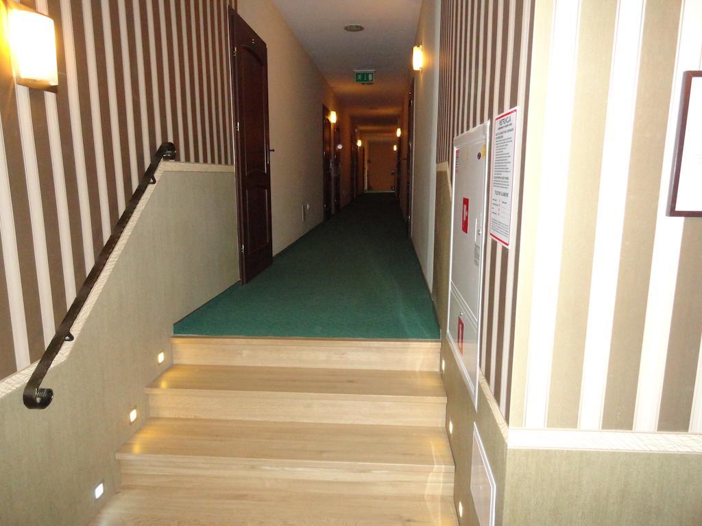 Hotel Wielkopolanka Środa Wielkopolska Exterior photo